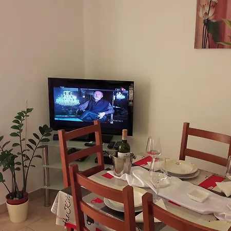 Julia Daire Sveti Filip i Jakov