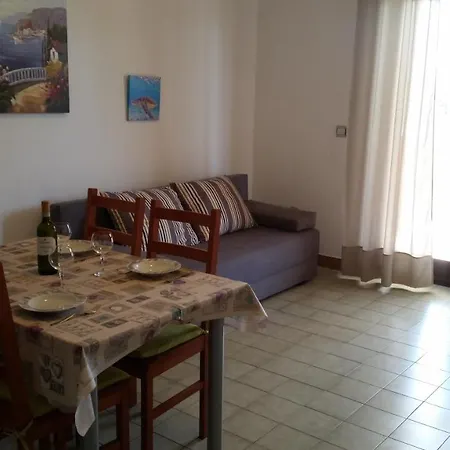 Julia Apartment