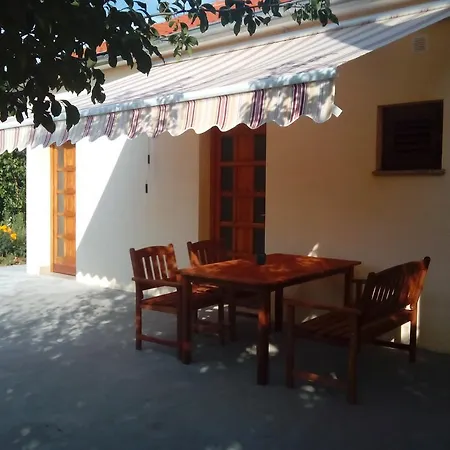 Julia Apartment