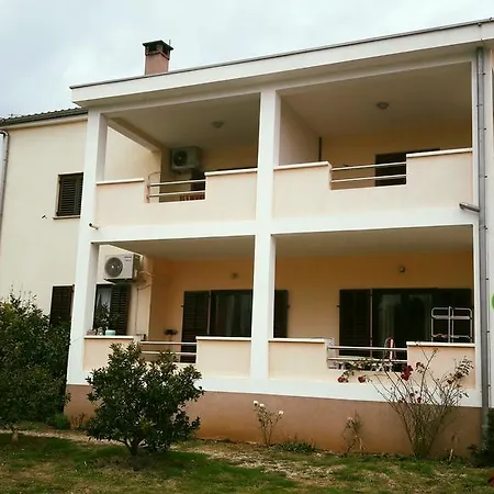 Julia Apartment Sveti Filip i Jakov