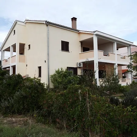 Apartment Julia Sveti Filip i Jakov