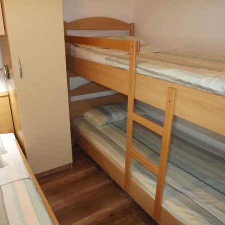 Apartment Julia Sveti Filip i Jakov